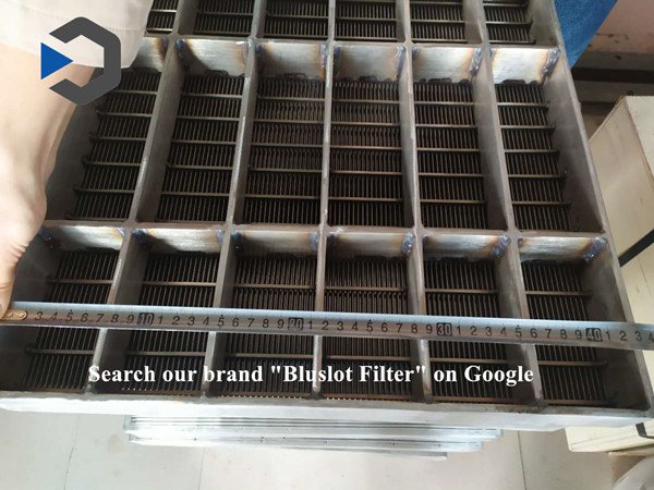 wedge wire screen panels for filtration